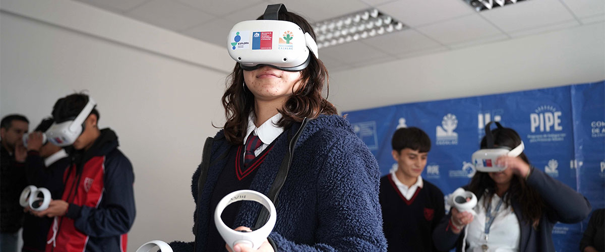 Más de un centenar de escolares visitaron los laboratorios de Ingeniería en la Universidad de La Serena 
