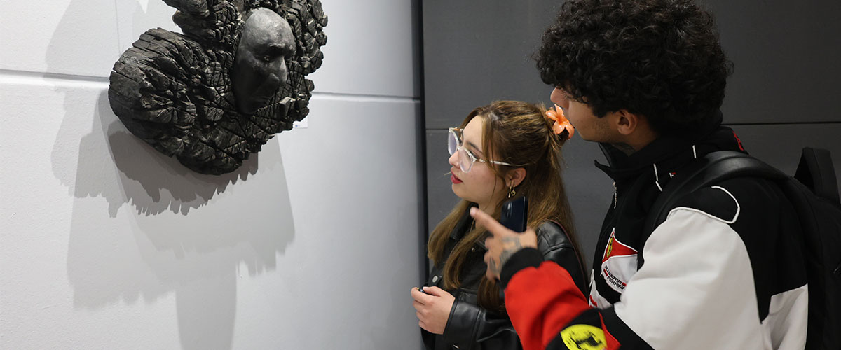 USerena invita a visitar la exposición “El hielo que nos quema” del artista Julio Ibacache Ossandón 