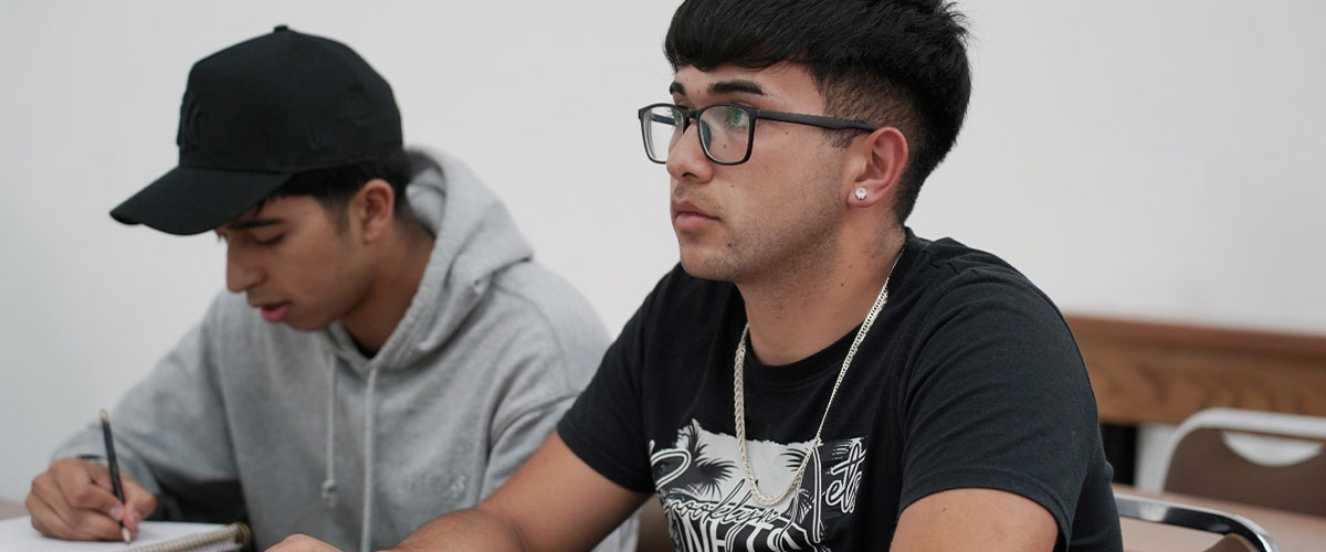 Casi 600 estudiantes aprobaron asignaturas críticas gracias al Programa TAI USerena 2024-2025