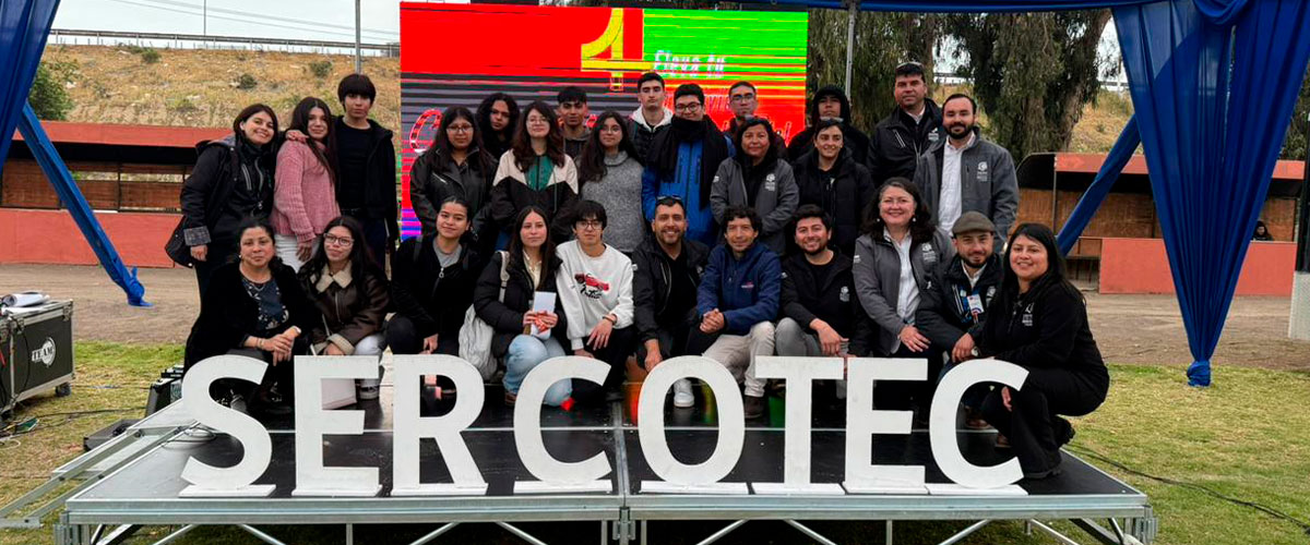 Estudiantes de Administración Pública fortalecen su creatividad e innovación en actividad Canvas Up del Festival 4ta DEI