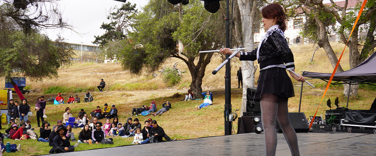 Festival Escena Estudiantil reunirá arte, talleres y música universitaria en el Campus Isabel Bongard