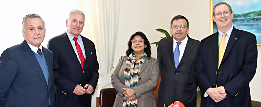 ministro r exteriores