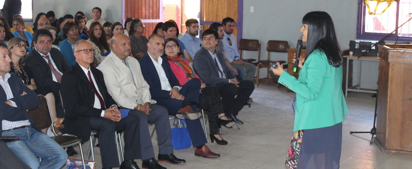 Charla Perines 2