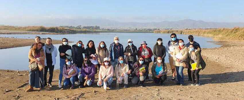 Docentes ICEC visitan Humedal Desembocadura Río Elqui para analizar problemas sociocientíficos de su entorno 