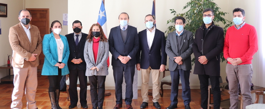 Rector ULS se reúne con Secretario Ejecutivo de la UOCT y la Seremi de Transporte para futuras colaboraciones en el área 