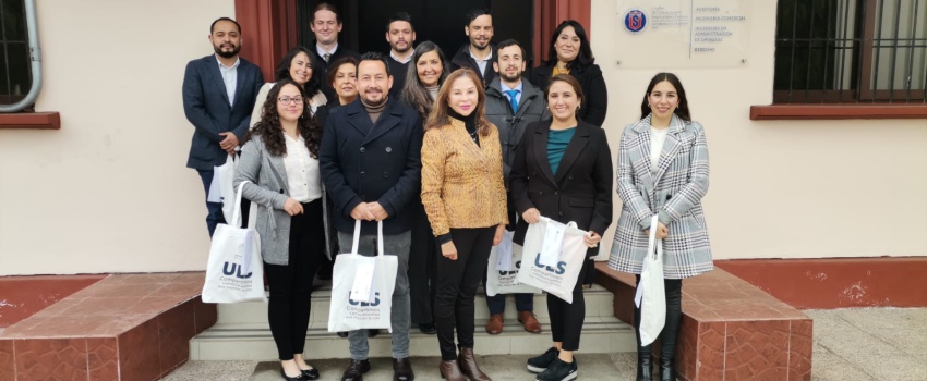 imagen grupo de participantes del magister