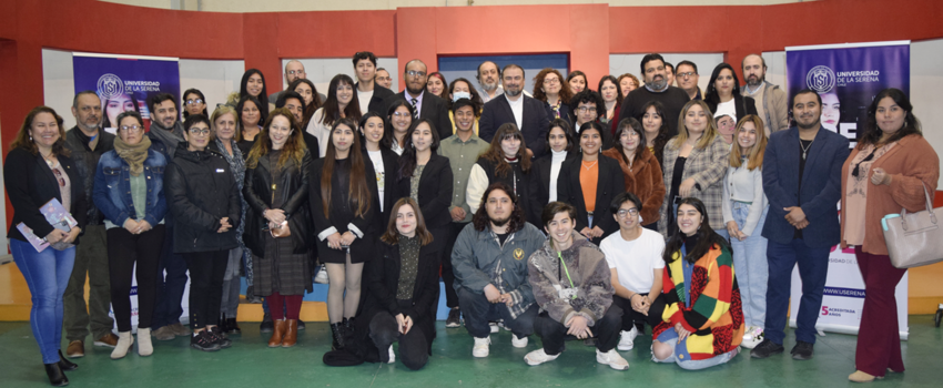 “Mesa Más Amplitud, Más Voces, Más Democracia” sesiona en la ULS para analizar el ecosistema de medios regional 