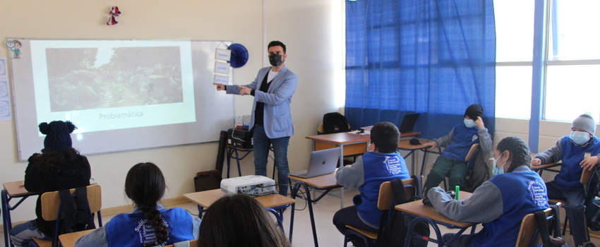 Conecta ULS realiza nueva sesión de trabajo STEAM en la Escuela El Guindo de Ovalle 