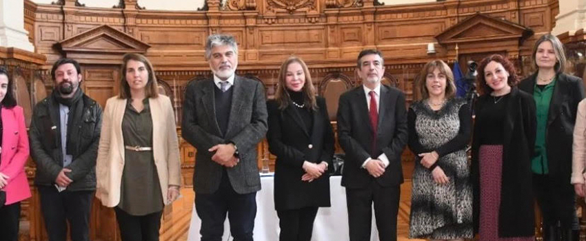 Decana de la FACSEJ participa en seminario “Lenguaje Claro y desafíos del siglo XXI” 