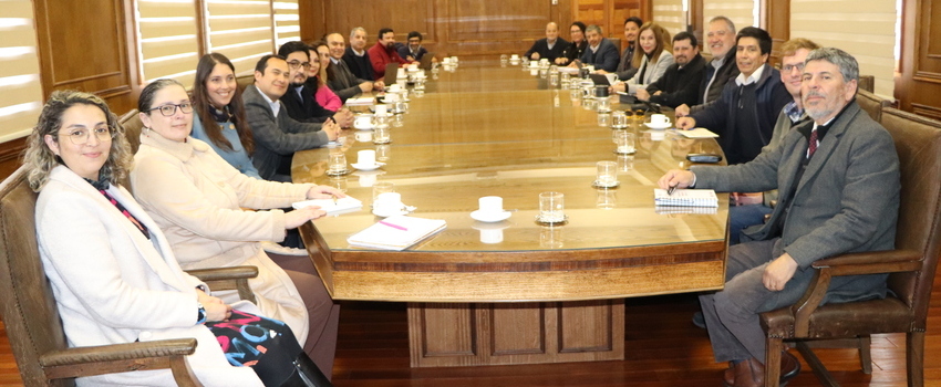 Directivos/as trabajan en torno a nuevos aspectos de la calidad