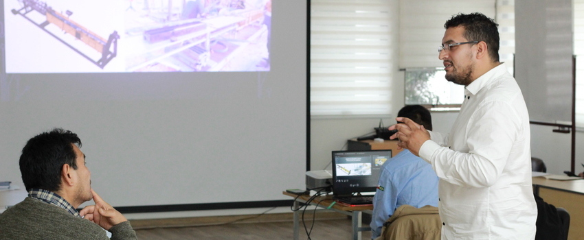 Expertos realizan taller sobre ingeniería aplicada en la industria 