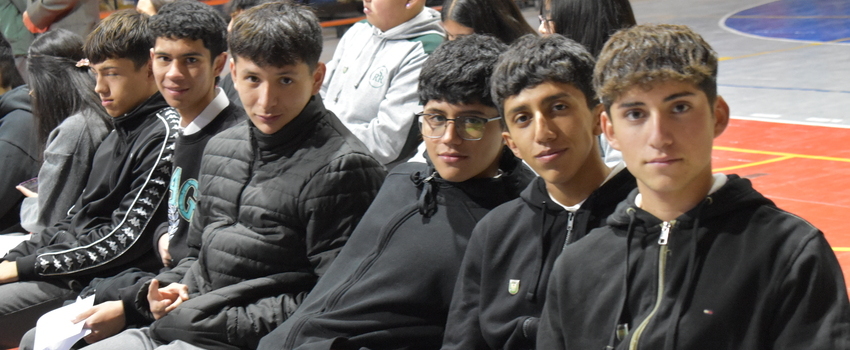 Equipo PACE ULS sostiene reuniones y participa en aniversario de liceo de Combarbalá