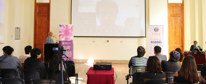 Realizan conferencia sobre DD.HH. y Estado Actual del Derecho Laboral en Chile 