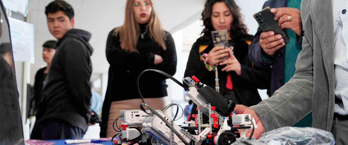 Docentes de Limarí destacan jornada de innovación tecnológica desarrollada por la ULS