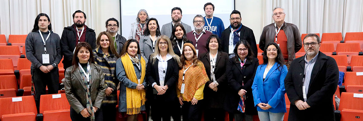Imagen grupal de participantes del taller