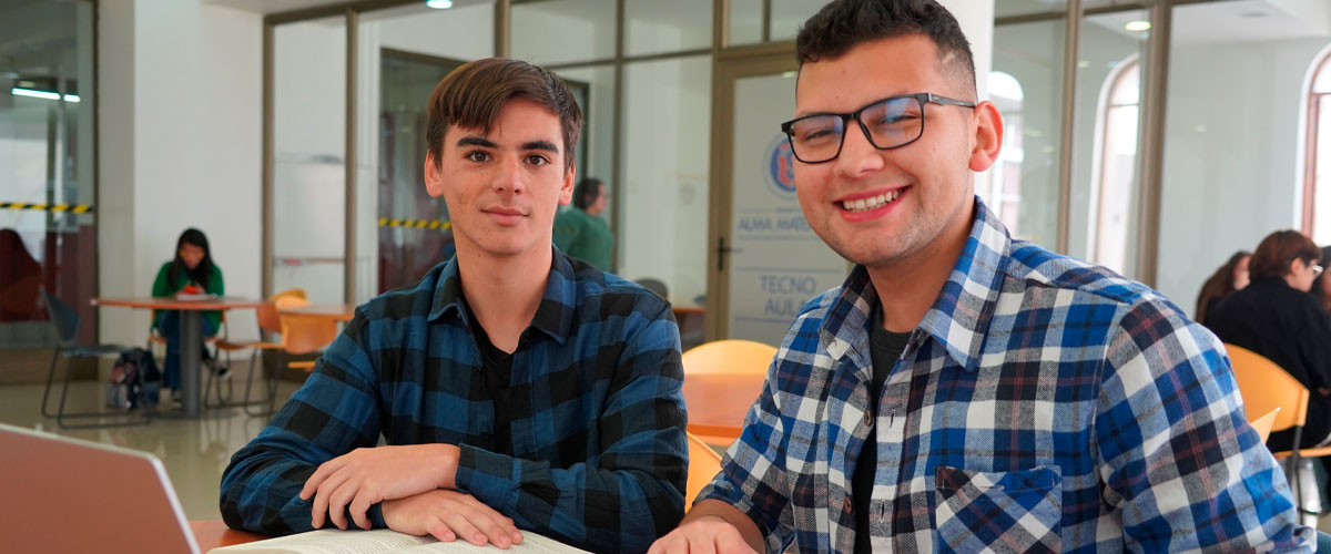 Acompañamiento desde el primer día: estudiantes de la ULS reciben apoyo durante toda su etapa universitaria