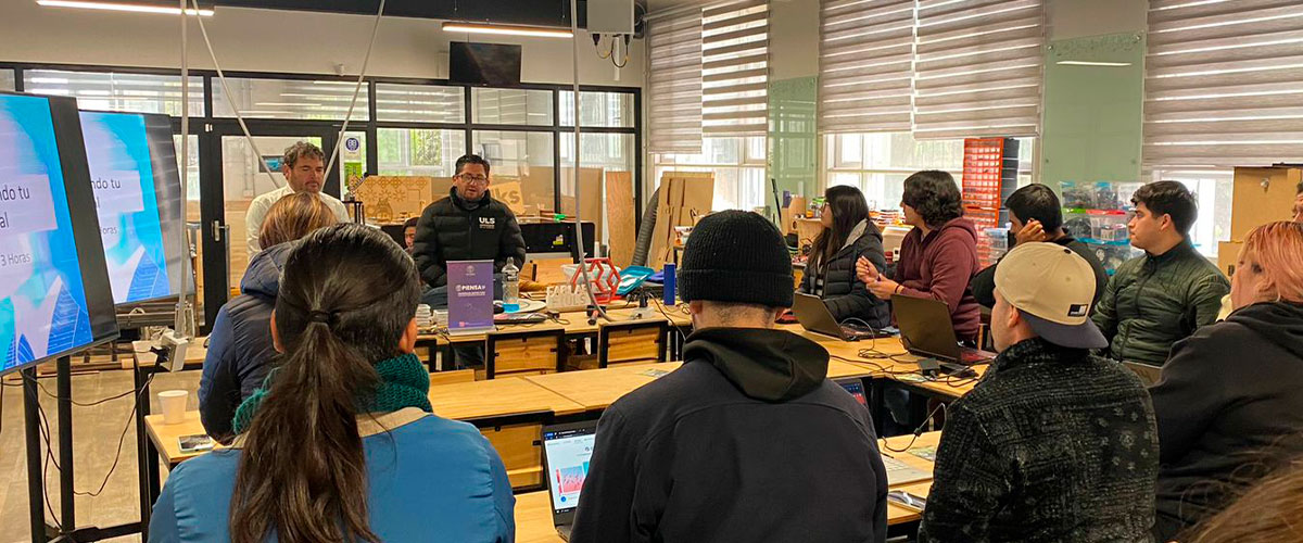 Empresarios y académicos participaron en charla sobre Inteligencia Artificial