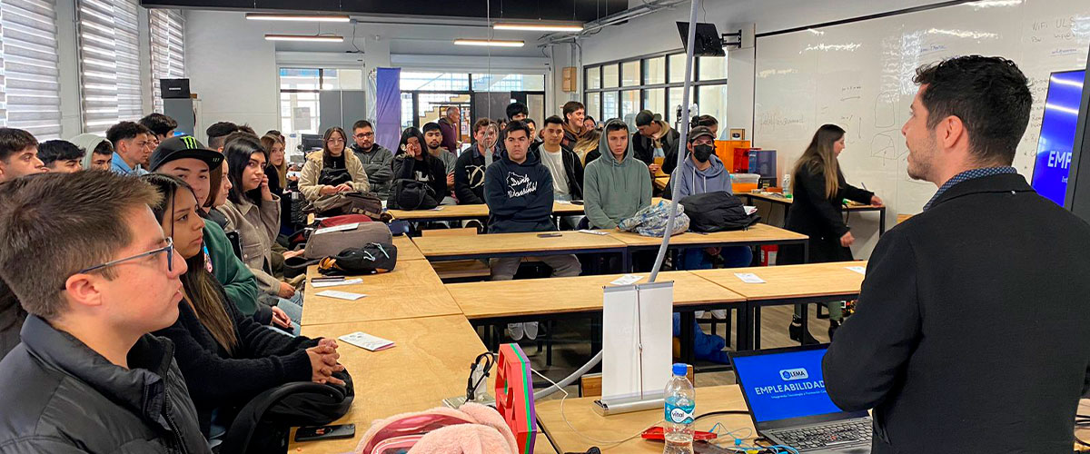 Proyecto Piensa 5.0 y Oficina de Seguimiento de Egresados realizan taller sobre nuevas tecnologías y empleabilidad 