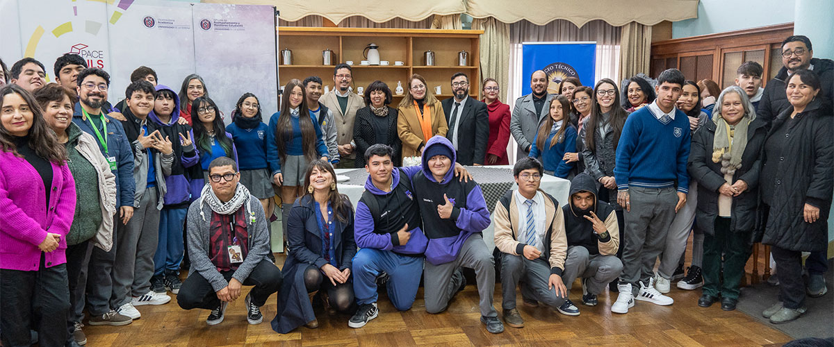 USerena y Liceo Marta Brunet realizaron el lanzamiento de las actividades de celebración de los 10 años del PACE
