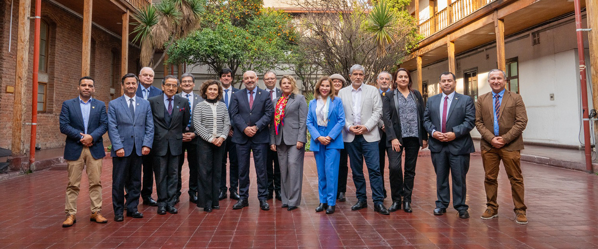 Rectora Luperfina Rojas fue electa como Presidenta alterna de la Agrupación de Universidades Regionales